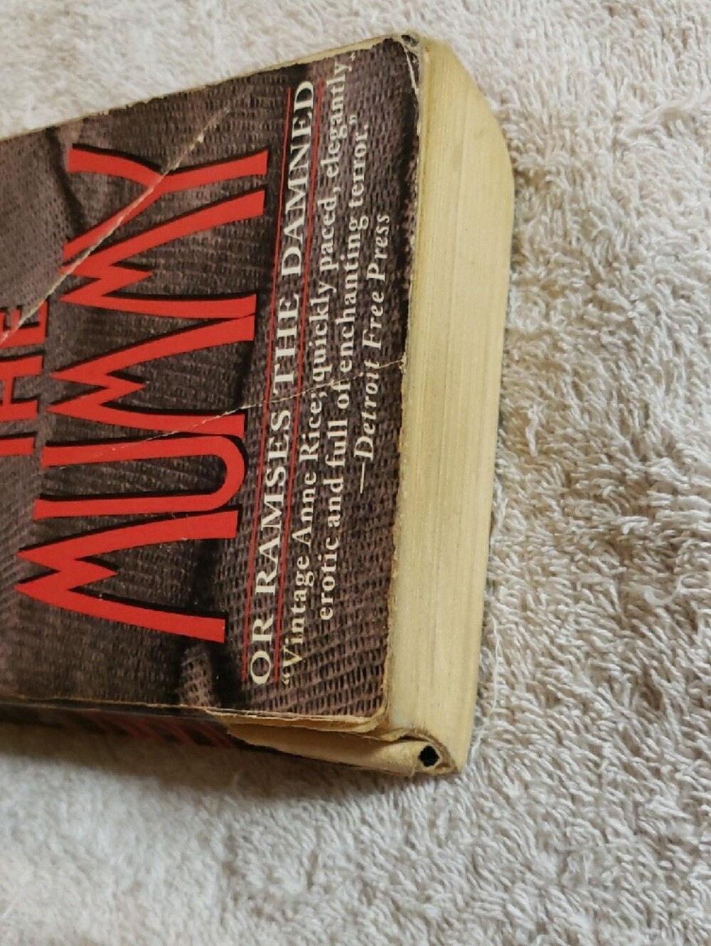 ๐4 For $20 - Anne Rice - The Mummy Paperback - Picture 4 of 7